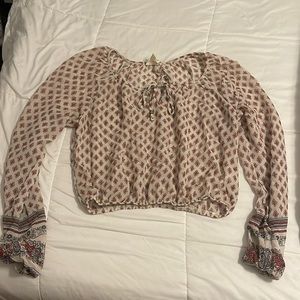 Long sleeve crop top